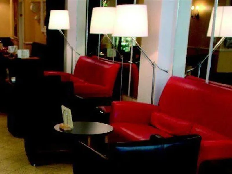 Hotel Savoy Berno 4*,